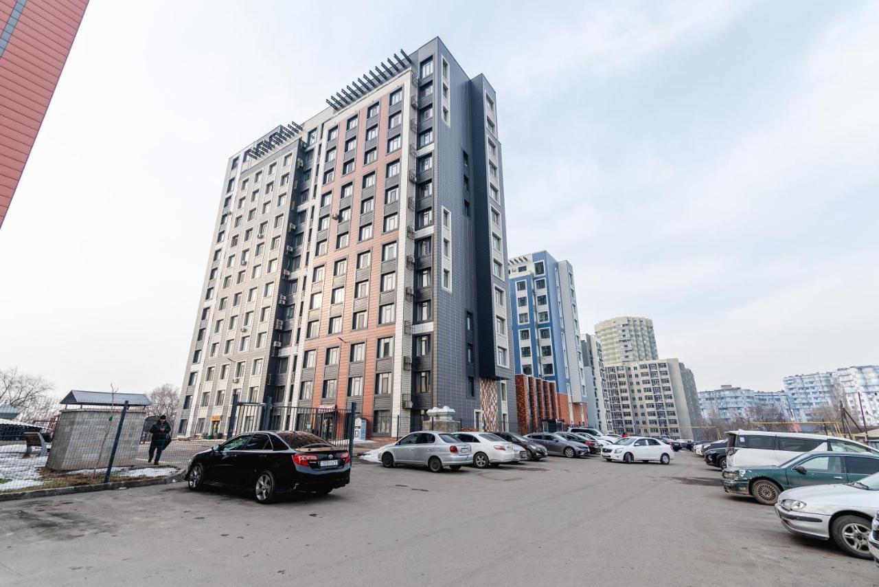 Apartment уютные на варламова, 4 этаж Almaty